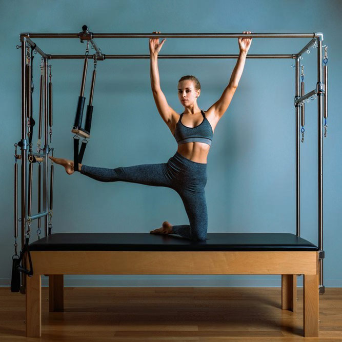 Formation Pilates Cadillac